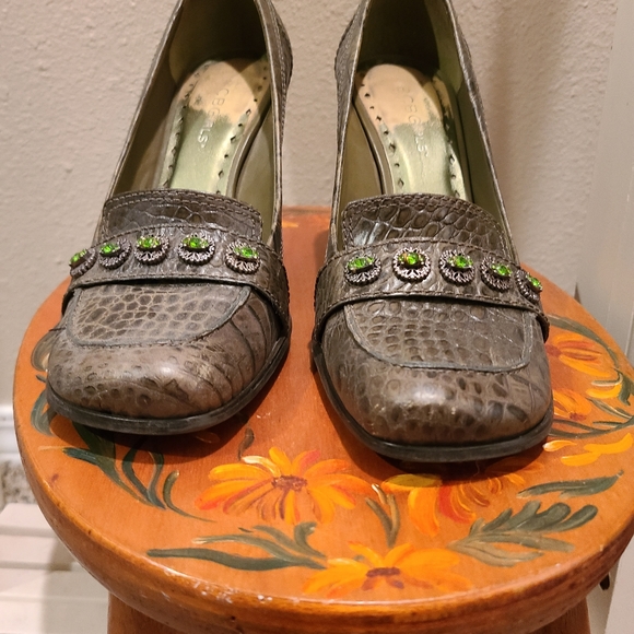 Green Rhinestone Heels - Picture 3 of 6